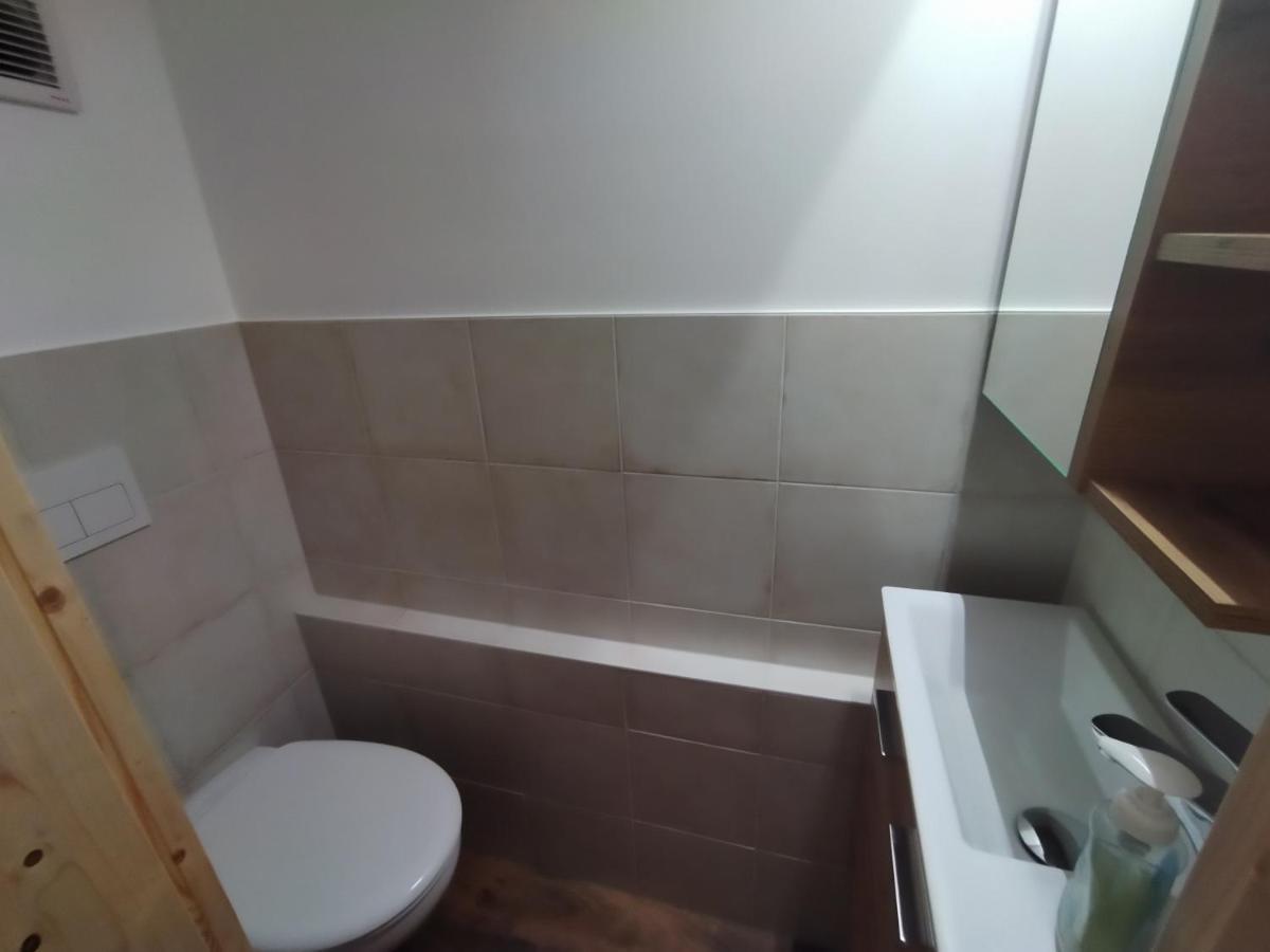 Schmal & Hoch - Willkommen Im Schmalsten Haus Von Bad Frankenhausen/Kyffhäuser Esterno foto